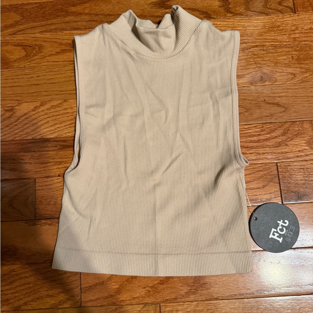 Women's Cream Sleeveless Top